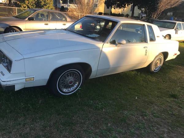 1986 Cutlass Supreme - - by dealer - vehicle for sale in Montmorenci, GA – photo 2