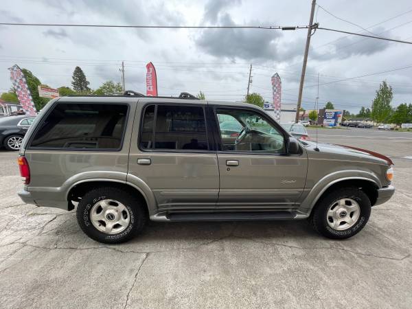 2000 Ford Explorer Limited 4 0L V6 4x4 Clean Title Well Maintained for sale in Vancouver, OR – photo 8