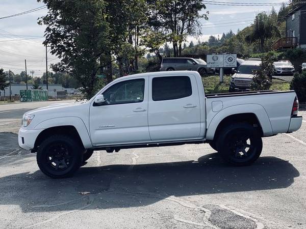 2014 TOYOTA TACOMA TRD-SPORT 4WD LIFTED 3' PRE-OWN CETIFIED LOCALLY... for sale in Portland, OR – photo 2