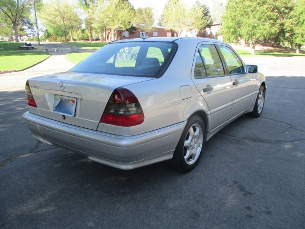 2000 Mercedes Benz C 280 sedan, auto, 6cyl only 109k miles! MINT for sale in Sparks, NV – photo 5