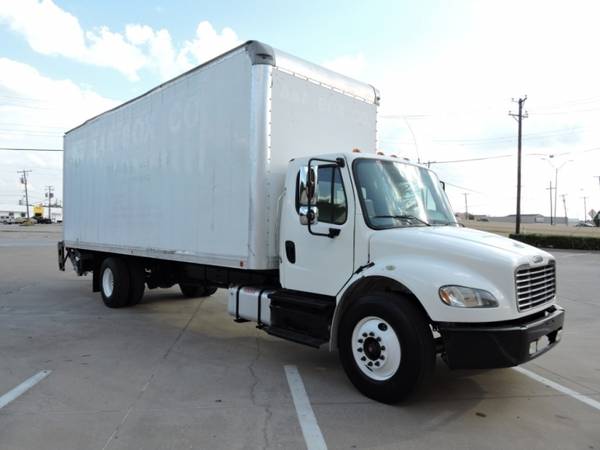 2013 FREIGHTLINER M2 26 FOOT W/CUMMINS with for sale in Grand Prairie, TX
