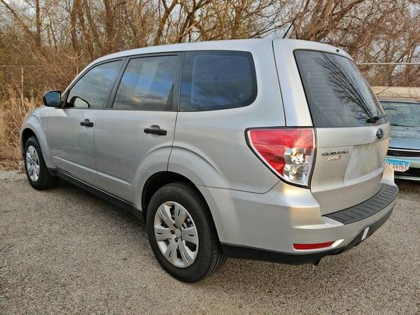 2009 Subaru Forester 2.5X Financing Options Available!!! - cars &... for sale in Libertyville, IL – photo 2