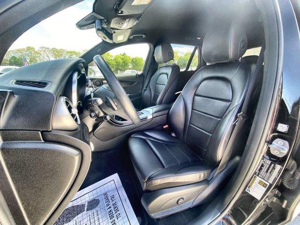 2018 Mercedes-Benz GLC GLC 300 - - by dealer - vehicle for sale in Commack, NY – photo 11