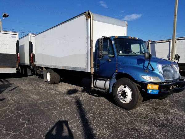 2013 International 4300 24 ft Box Truck/Liftgate for sale in Plant City, FL – photo 6