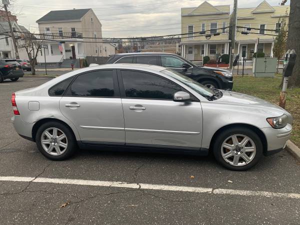 2007 Volvo S40 | Fair Condition - cars & trucks - by owner - vehicle... for sale in Tarrytown, NY – photo 2