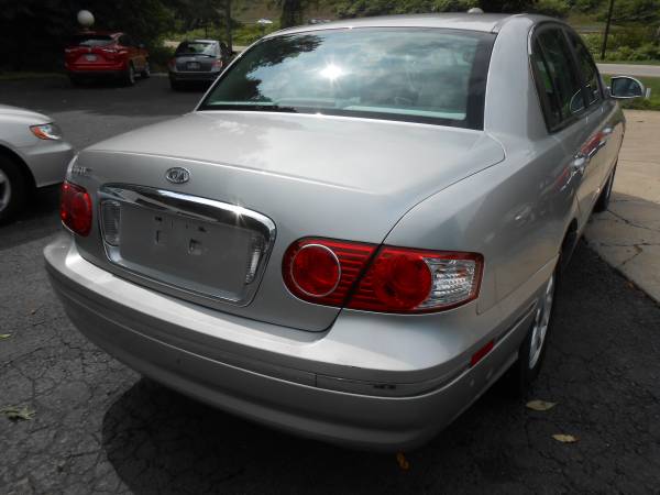 2005 KIA AMANTI - - by dealer - vehicle automotive sale for sale in Trafford, PA – photo 5