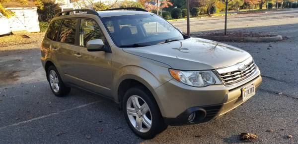 2009 SUBARU FORESTER 2.5X PREMIUM MANUAL - cars & trucks - by owner... for sale in Charlottesville, VA – photo 4