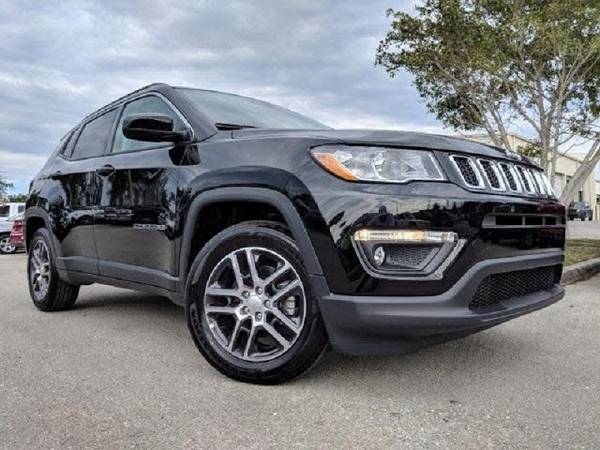 Lease 2020 Jeep Grand Cherokee Wrangler Compass Latitude $0 Down -... for sale in Great Neck, NY – photo 2