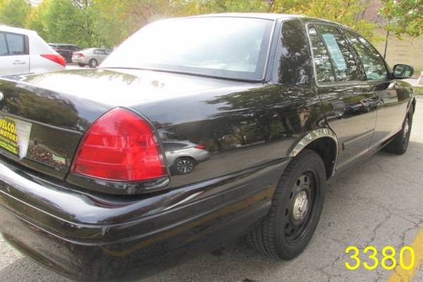 2011 FORD CROWN VICTORIA POLICE INTERCEPTOR - cars & trucks - by... for sale in Chicago, IL – photo 9