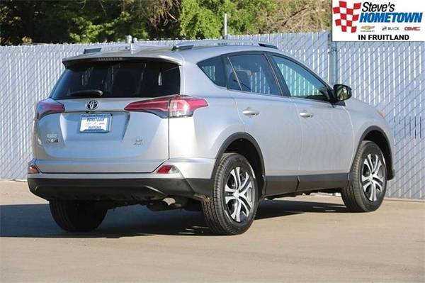 2018 Toyota RAV4 LE - - by dealer - vehicle automotive for sale in Fruitland, ID – photo 5
