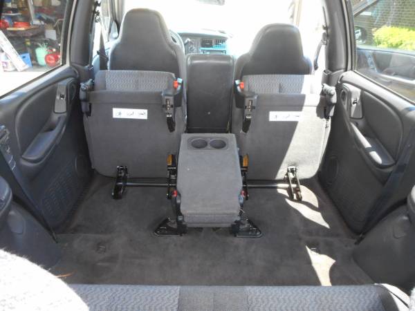 Dodge Durango - Seats 8 people-Nice Condition - - by for sale in Virginia Beach, VA – photo 3
