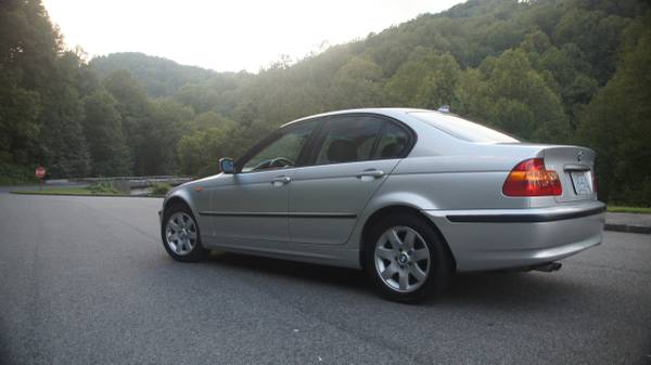 2004 325i 5 Speed - LOW Miles for sale in Farmville, VA – photo 7