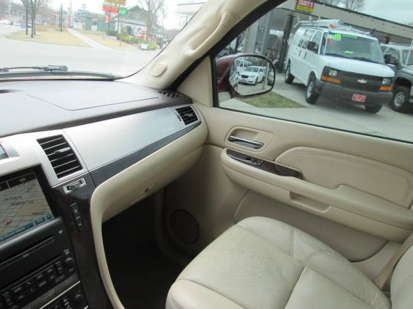 2007 CADILLAC ESCALADE LUXURY - cars & trucks - by dealer - vehicle... for sale in Lincoln, NE – photo 14