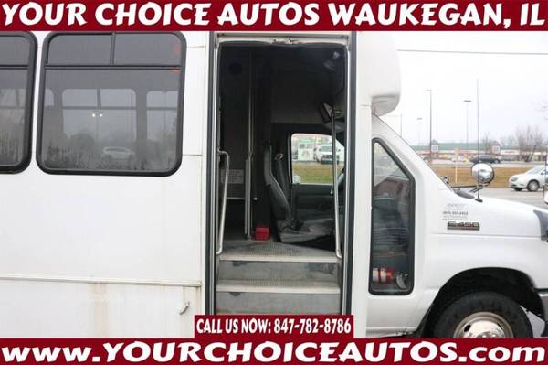 2012 FORD E-450 69K 1OWNER HANDICAP WHEELCHAIR BUS DRW A67453 - cars for sale in Chicago, WI – photo 17