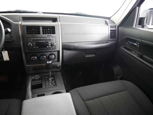 2012 Jeep Liberty Sport - - by dealer - vehicle for sale in Inver Grove Heights, MN – photo 19