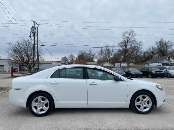 2011 CHEVROLET MALIBU - - by dealer - vehicle for sale in Indianapolis, IN – photo 2