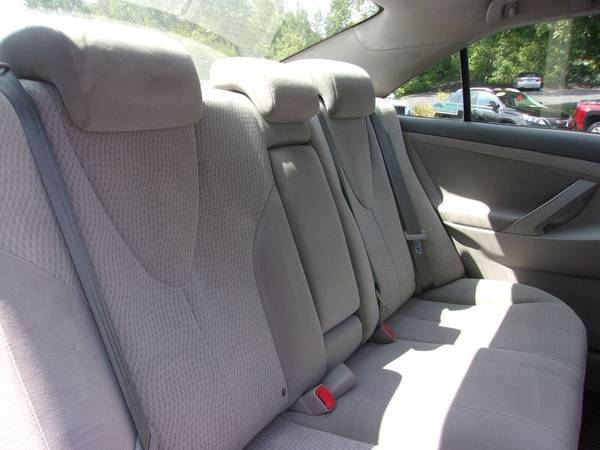 2011 Toyota Camry LE, 121k Miles, Blue/Grey, Auto, P Roof, Alloys -... for sale in Franklin, MA – photo 12