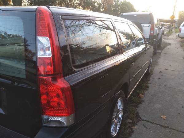 2007 Volvo, V70 wagon, Clean, loaded - cars & trucks - by owner -... for sale in Richmond , VA – photo 4