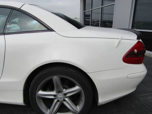 2004 *Mercedes-Benz* *SL-Class* *SL500 2dr Roadster 5.0 for sale in Omaha, NE – photo 9