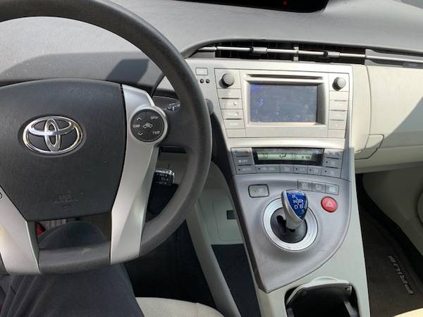 2014 Toyota Prius Four for sale in Aurora, IL – photo 4