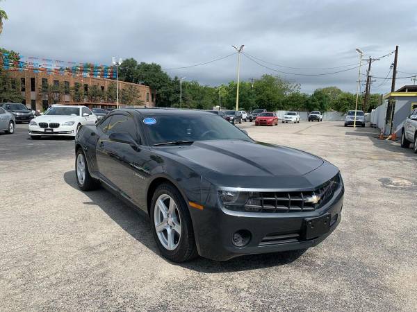 2013 Chevrolet Chevy Camaro LS 2dr Coupe w/2LS - 2.9% AVAILABLE... for sale in San Antonio, TX – photo 3