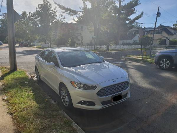 2013 Ford Fusion SE - cars & trucks - by owner - vehicle automotive... for sale in Mamaroneck, NY – photo 4