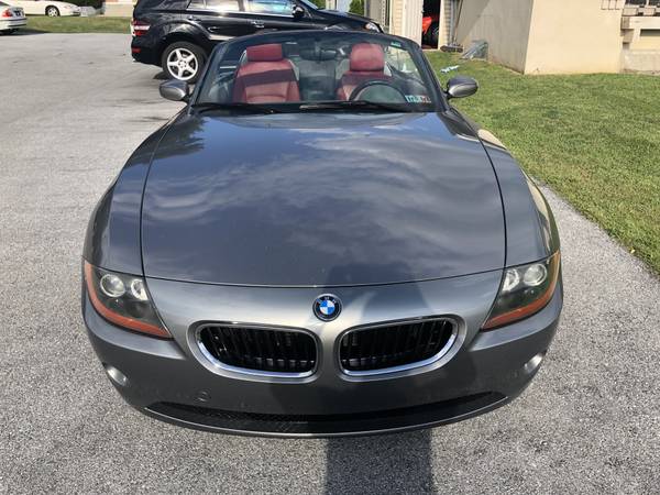 2003 BMW Z4 Automatic Grey over Red Leather Excellent Condition for sale in Palmyra, PA – photo 2
