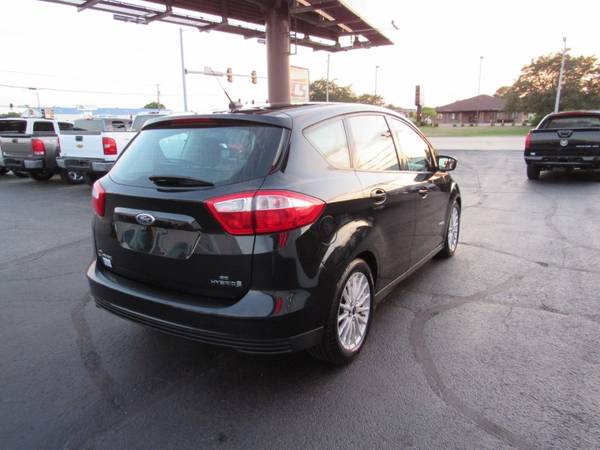 2015 Ford C-Max Hybrid SE - cars & trucks - by dealer - vehicle... for sale in Rockford, IL – photo 8