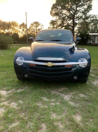 For Sale 2005 Chevy SSR - cars & trucks - by owner - vehicle... for sale in Clewiston, FL – photo 3