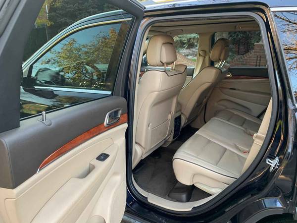 2011 Jeep Grand Cherokee Overland 4WD, 5.7L HEMI Fully Loaded - cars... for sale in Rego Park, NY – photo 9