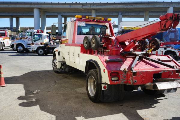 2007 International Tow Truck for sale in San Francisco, CA – photo 4