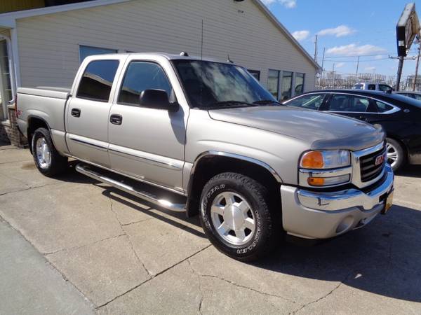 2005 GMC Sierra 1500 Crew Cab 143 5 WB 4WD SLE 124K MILES - cars & for sale in Marion, IA – photo 15