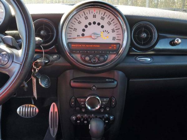2011 MINI Hardtop Cooper S Hatchback 2D hatchback White - FINANCE -... for sale in South El Monte, CA – photo 20