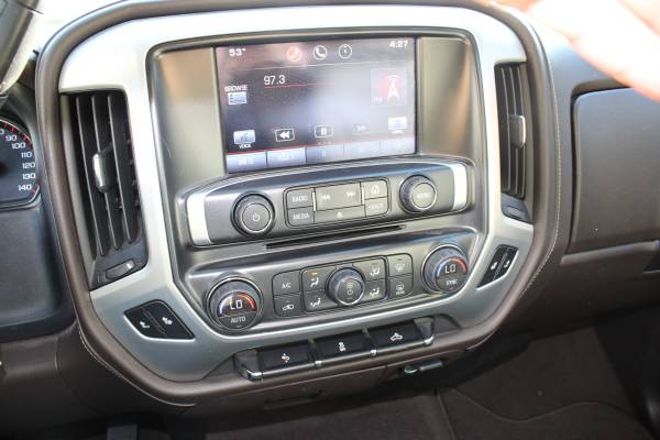 2015 GMC SIERRA SLT CREW CAB ONLY 52000 MILES 4X4 LEATHER - cars &... for sale in Mc Kee, KY – photo 13