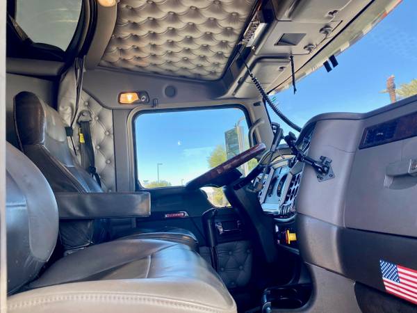 2018 KENWORTH W900 86" CONDO SLEEPER - cars & trucks - by dealer -... for sale in Phoenix, TX – photo 14