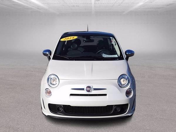 2018 FIAT 500 Lounge Hatchback w/ Sunroof - cars & trucks - by... for sale in Wilmington, NC – photo 3