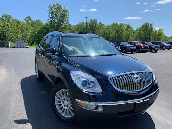 2011 Buick Enclave CXL! Heated Leather! New Tires! 3rd Row! NO RUST! for sale in Suamico, WI – photo 3