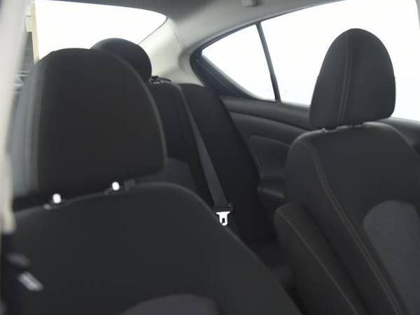 2018 Nissan Versa SV Sedan 4D sedan Gray - FINANCE ONLINE for sale in Atlanta, TN – photo 5