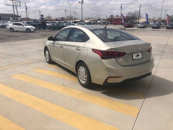 2019 HYUNDAI ACCENT - - by dealer - vehicle automotive for sale in Oklahoma City, OK – photo 4