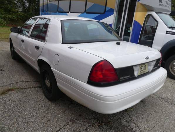 2011 FORD CROWN VIC P71’s WITH AROUND 80k - cars & trucks - by owner... for sale in Antioch, WI – photo 14