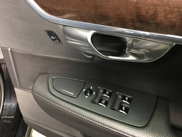 2018 Volvo S90 T5 AWD Momentum for sale in Bridgeview, IL – photo 12