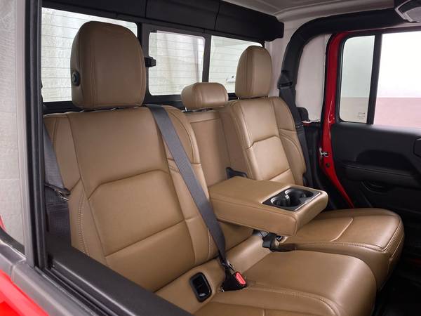 2020 Jeep Gladiator Rubicon Pickup 4D 5 ft pickup Red - FINANCE... for sale in Fort Worth, TX – photo 21