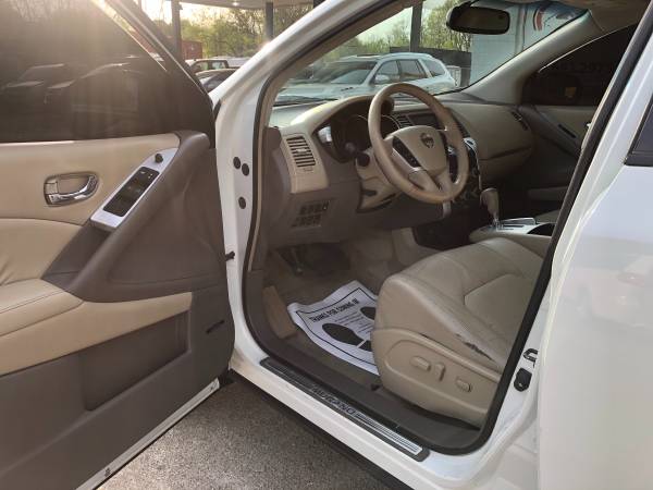 2010 Nissan Murano SL Non Smoker No Issues - - by for sale in Louisville, KY – photo 8