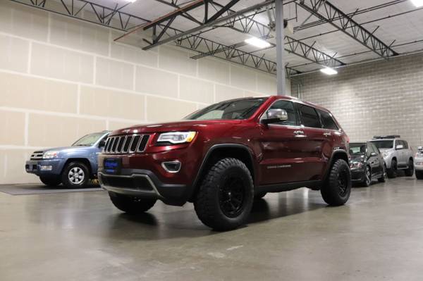 2016 Jeep Grand Cherokee limited 4X4 - 3 Lift / 33 MT Tires / 17... for sale in Hillsboro, OR – photo 2