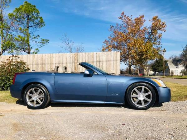 🤗2005 CaDiLLaC XLR🤩Roadster😮Convertible🤗62K MiLeS😮V8 - cars & trucks... for sale in LAWTON, OK – photo 3
