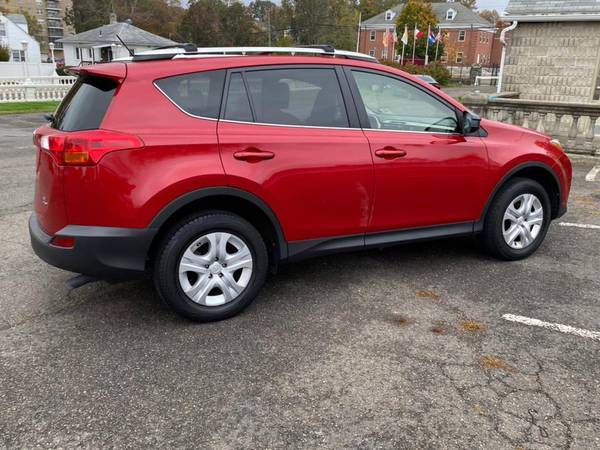 2014 Toyota RAV4 AWD 4dr LE (Natl) -EASY FINANCING AVAILABLE - cars... for sale in Bridgeport, CT – photo 6