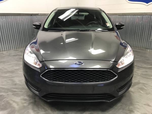 2017 FORD FOCUS SE HATCHBACK ONLY 37,158 MILES!!!! 1 OWNER!! 40+ MPG!! for sale in Norman, TX – photo 2