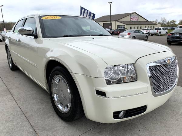 2007 Chrysler 300 4dr Sdn 300 Touring RWD - - by for sale in Chesaning, MI – photo 3