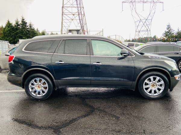 2011 Buick Enclave CXL // AWD // 3rd Row Seating // Leather - cars &... for sale in Vancouver, OR – photo 4