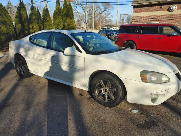 2005 Pontiac Grand Prix - cars & trucks - by owner - vehicle... for sale in Detroit, MI – photo 3